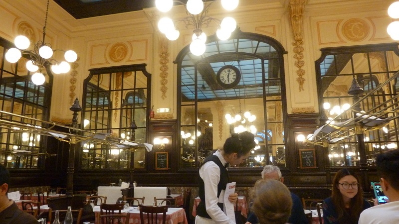 アネルカ、ドログバらが来店！伝説のレストラン『シャルティエ』に行ってみた｜写真6