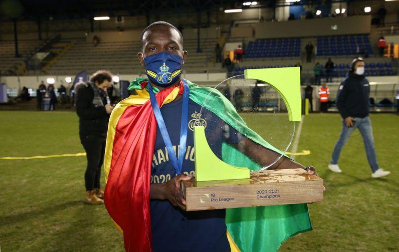 岸田新総裁に続け！サッカー界の「総理」5名｜写真4