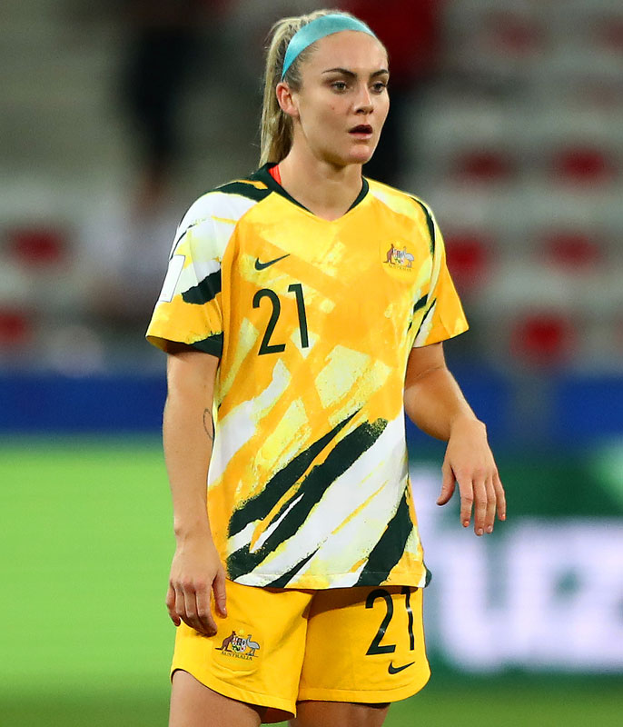 宇宙も登場！オーストラリア代表、ちょっと「強烈なユニフォーム」5選｜写真2