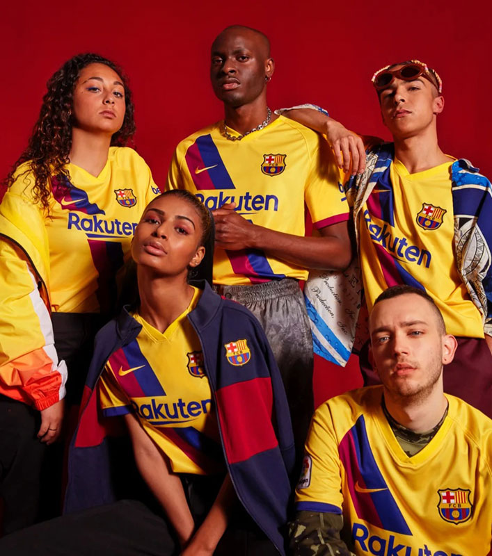 バルセロナ、「ラ・マシア40周年記念」の2019-20アウェイユニフォームを発表！｜写真8