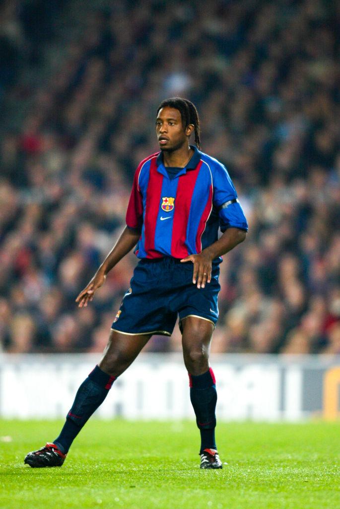 イニエスタの歴史がこれ！バルセロナデビュー戦の伝説的スタメン、覚えてる？｜写真3