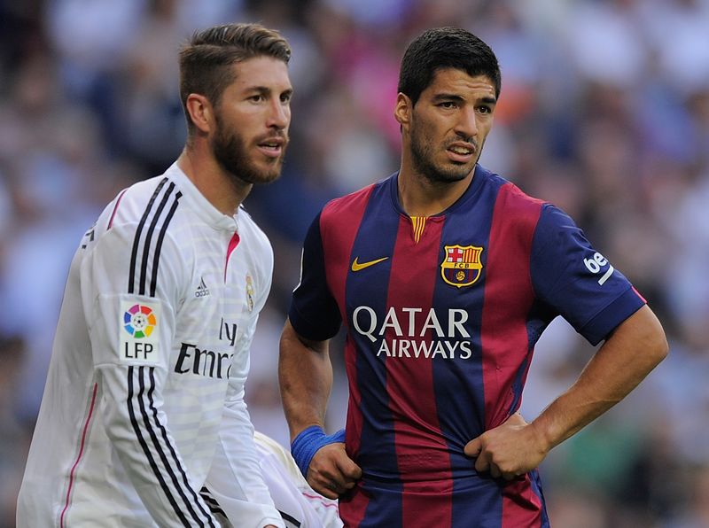 覚えてる？スアレスが「バルセロナでデビューしたときのスタメン」11名｜写真10