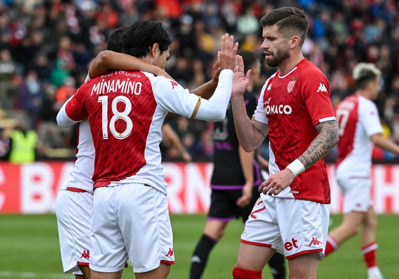 南野拓実の「最強の同僚サイドバック」5名を選んでみた｜写真5