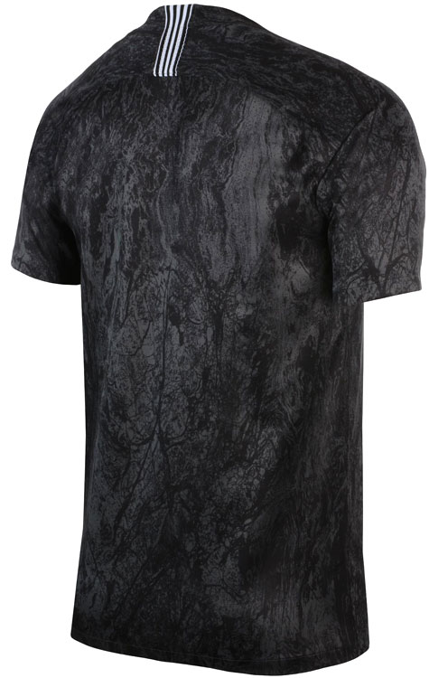 コリンチャンス、2018-19新ユニフォームを発表！あの民主運動へのオマージュ｜写真6