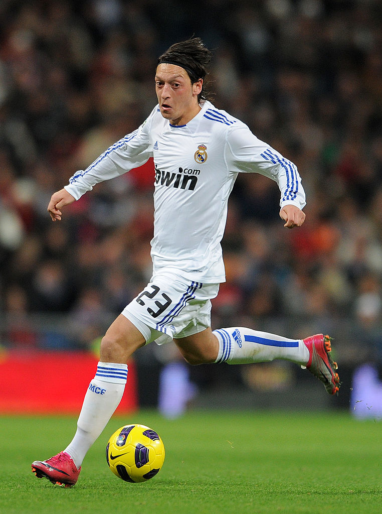 バルセロナが「取り逃した」選手10名と、その代役｜写真6