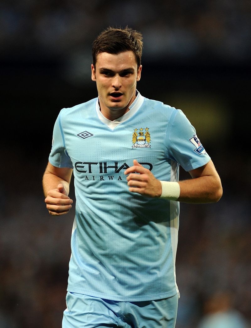 「アグエロがシティでデビューした」試合、スタメン11人覚えてる？｜写真8