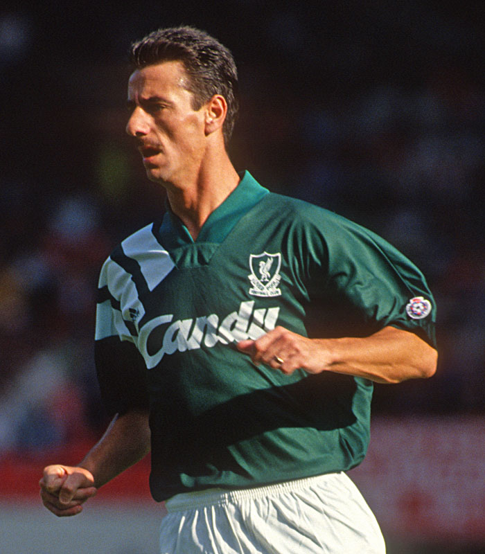 日本企業も！南野が移籍のリヴァプール、歴代「ユニスポンサー」まとめ｜写真5