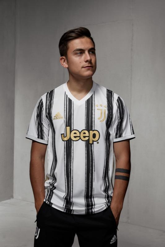 ユヴェントス、2020-21新ユニフォーム発表！「手書き風ストライプ」が登場｜写真6