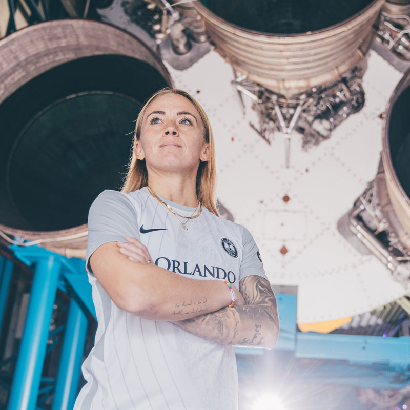 アメリカ女子オーランド、「月の女神」ユニフォームを発表！テーマは“月面着陸計画”｜写真5