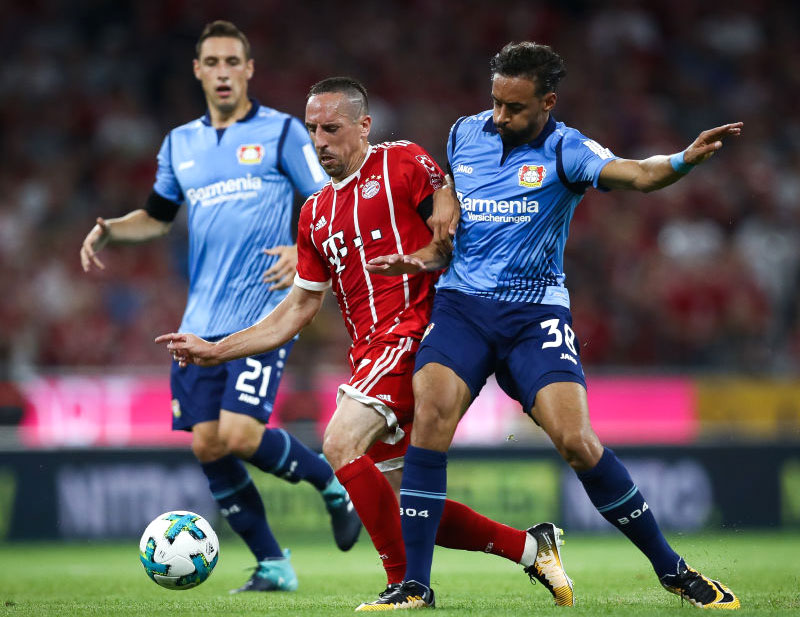 9戦負けなしでジワジワ浮上！レヴァークーゼンの2017‐18ユニフォーム｜写真12