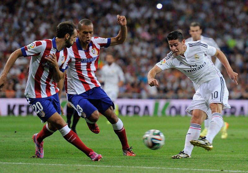 ハメス躍動！レアル・マドリー、「伝統と革新」の2014-15ユニフォーム｜写真3