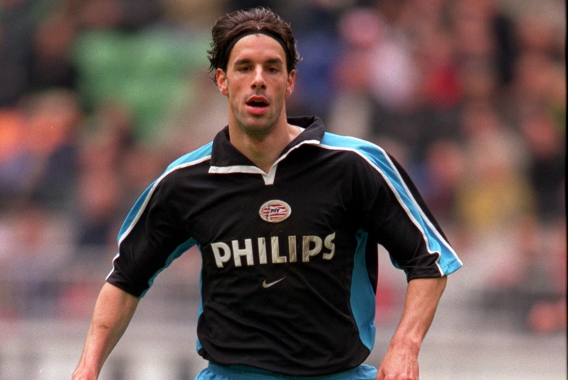 堂安も続け！PSVから「サッカー界の伝説」となった6名のアタッカー｜写真3