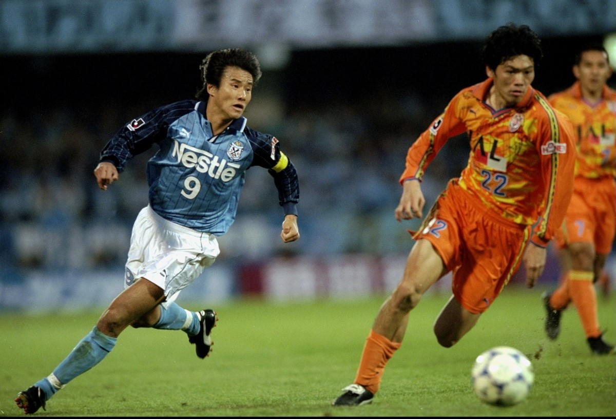 Jリーグで「MVPと得点王をダブル受賞した」10名の選手！全員言える？｜写真10