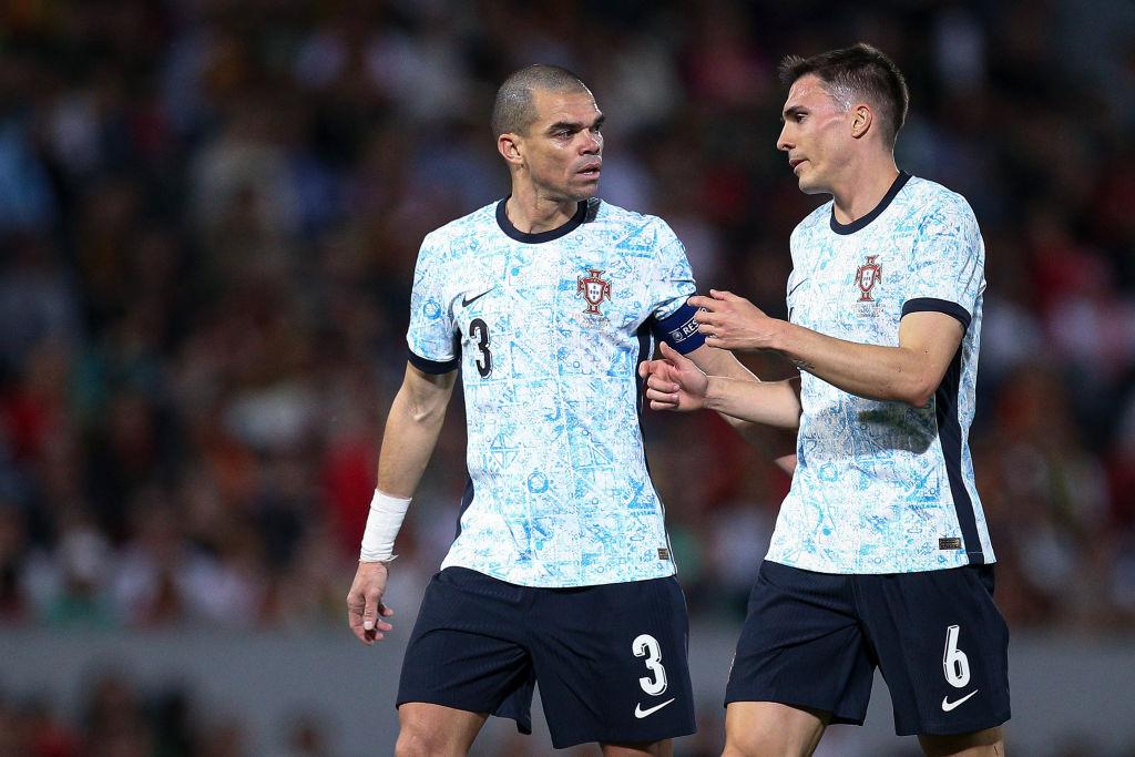 EURO2024で「最悪のユニフォーム」ワースト10｜写真5