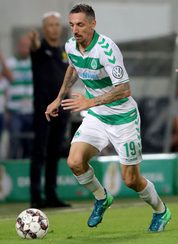 井手口が加入のグロイター・フュルト！2018-19ユニフォームを「一挙紹介」｜写真4