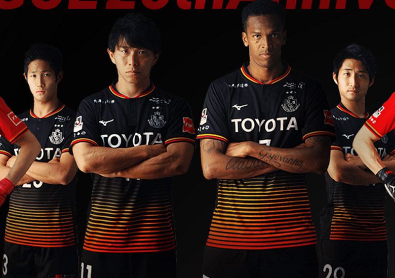 Jリーグ限定！最高にかっこいい「漆黒のユニフォーム」10選｜写真4
