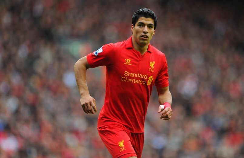 リヴァプールvsユナイテッド！最強かっこいい“赤”ユニフォーム10選｜写真7