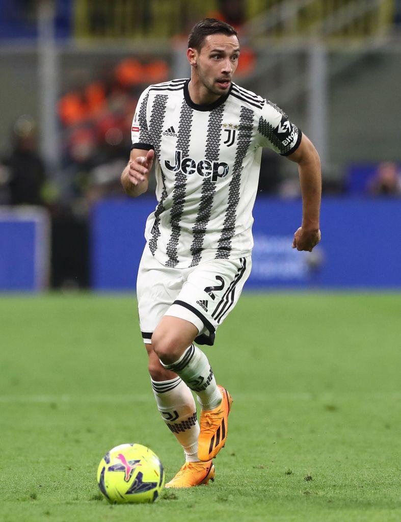 ユヴェントスで「給料が高すぎる選手、安すぎる選手」。ポグバ、ダニーロ、コスティッチ…｜写真7