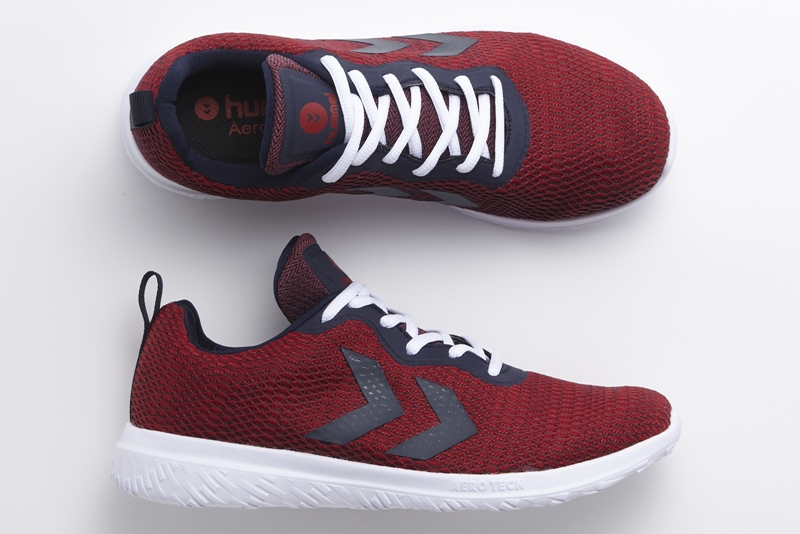 サッカーの“色”に合うスニーカーってどれくらいある？『Hummel』で調べてみた｜写真20