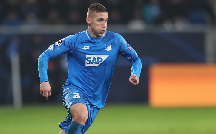 「プレミアクラブが1月に獲得すべき7人のサイドバック」｜写真4