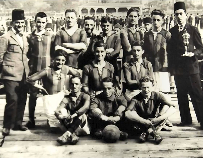 ガラタサライが“親日国”トルコの「建国100周年」記念ユニを発表！大人気で売り切れサイズ続出｜写真4