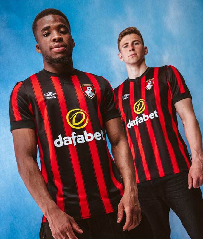 「ミラン・スタイル」が復活！ボーンマス、23-24新ユニフォームは人気のレトロなストライプ｜写真4