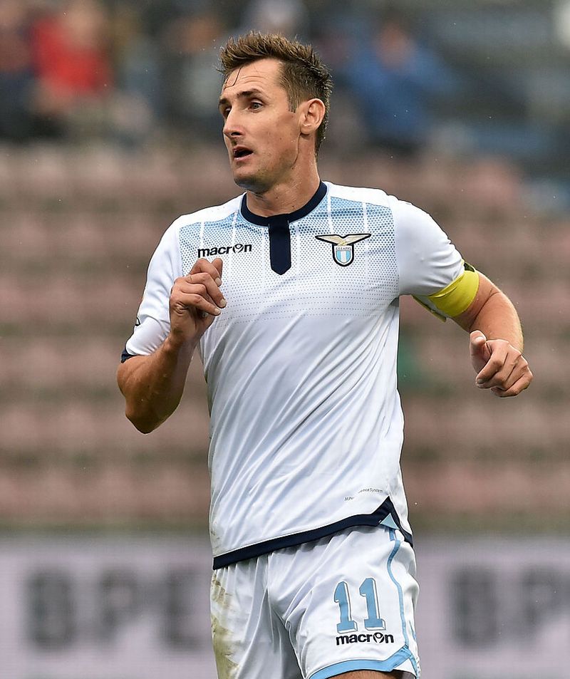 サッカーの歴史上「最高の遅咲きアタッカー」10名｜写真5