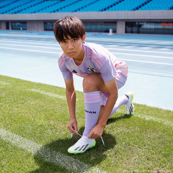 スペイン戦で大活躍！なでしこ宮澤ひなた、植木理子、遠藤純が履く「adidasの同じスパイク」がこれ｜写真4