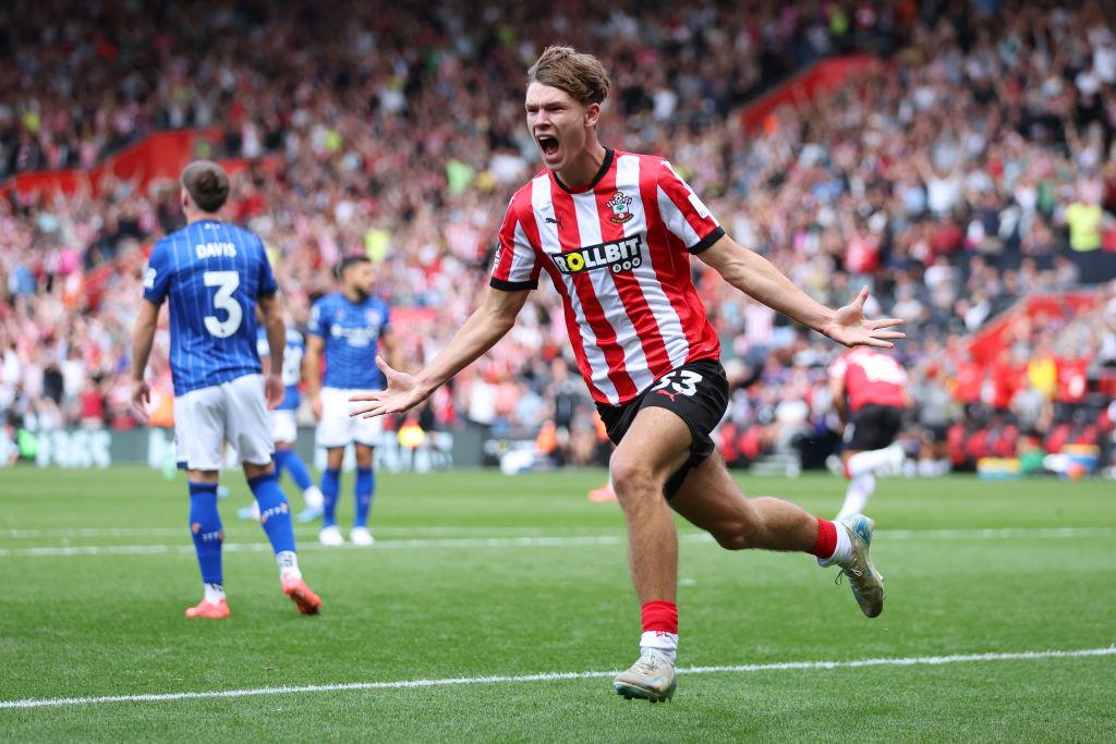 日本人選手の同僚も！今最高に期待できるイングランドの10代スター10名｜写真8