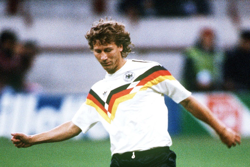 ビジャも来た！Jリーグでプレーした欧州のW杯優勝経験者たち｜写真3