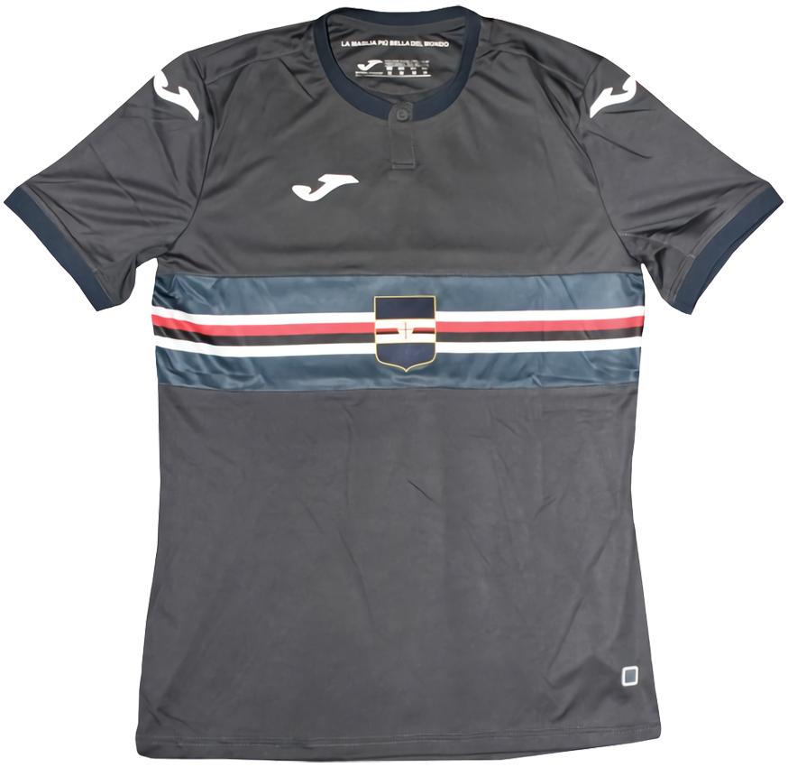 吉田麻也の新天地、今季のサンプドリア「美しいユニフォーム」を見る｜写真6