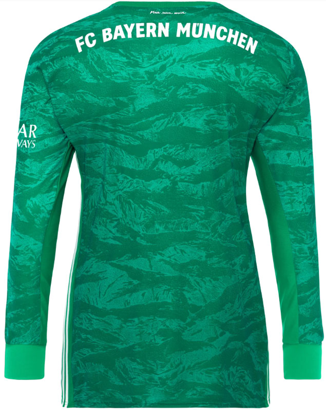 バイエルン、「ブルーが消滅」の2019-20新ユニフォームを発表！｜写真6