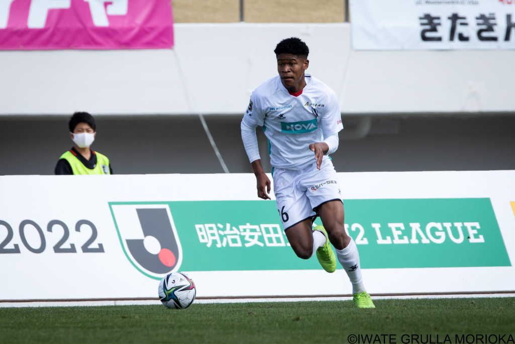 【インタビュー】元いわてグルージャ盛岡DFビスマルクの犯した罪と向き合った贖罪の8カ月、兄ジェファーソンとの絆｜写真5