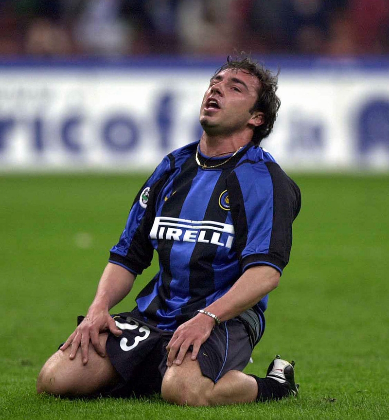 インテルからミランへ「直接移籍した最強の6選手」｜写真8