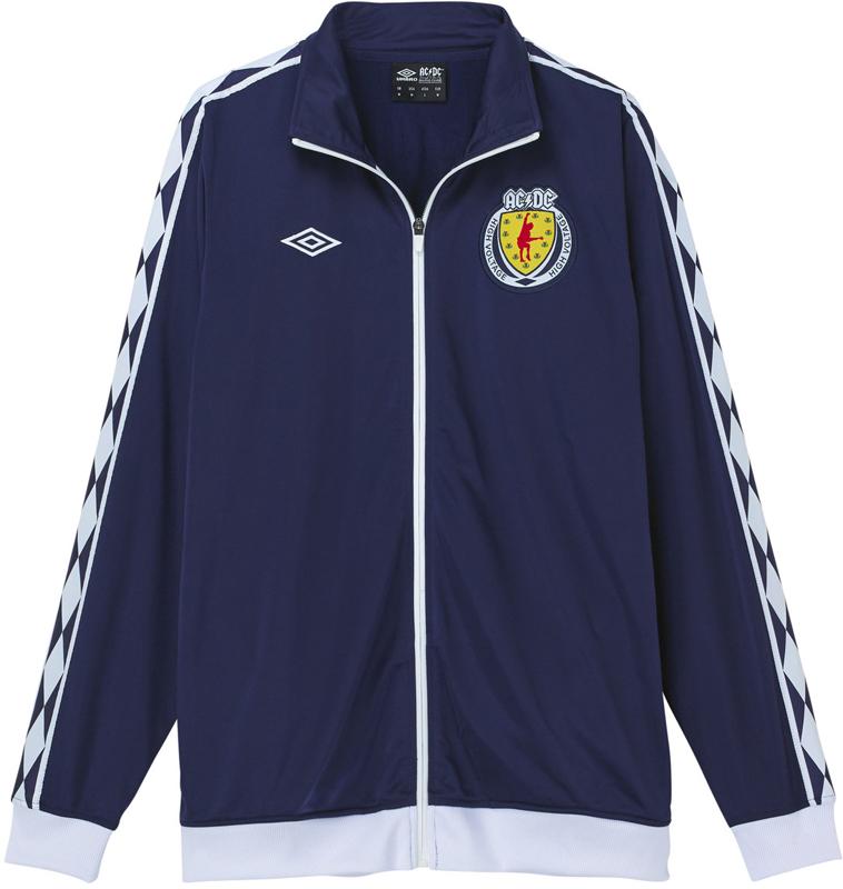 UMBROがロックバンド“AC/DC”とコラボ！「78スコットランド」ウェアが登場｜写真7