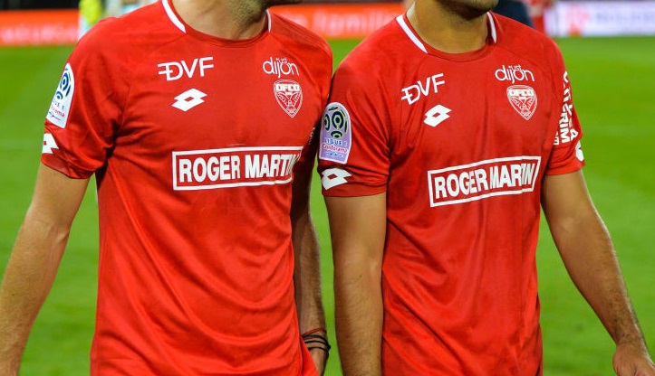 『GQ』が査定！「今季のフランスで最もイケてないユニフォーム10着」｜写真7