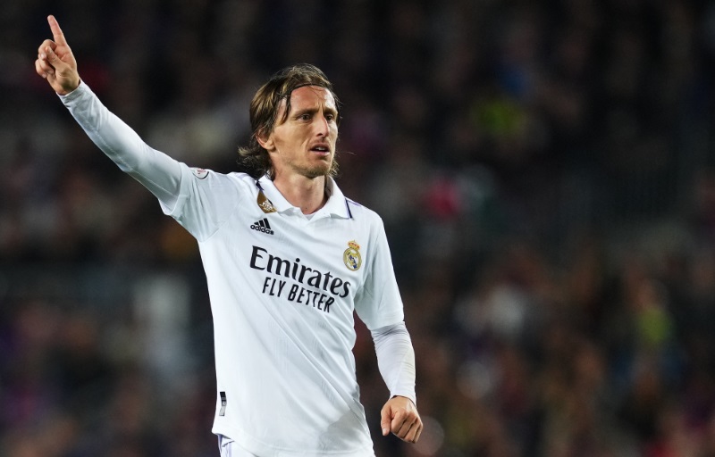 1位はメッシじゃない！いま地球上で最もすごい最強プレーメイカー10人｜写真7