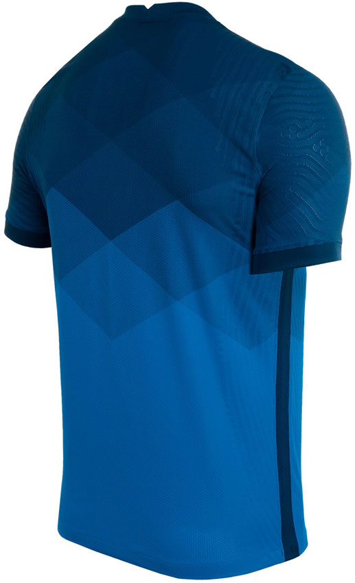 ブラジル代表、2020新ユニフォームを発表！「NEWエンブレム登場」｜写真5