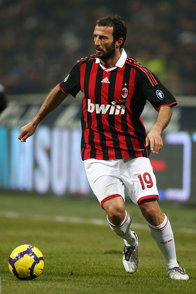 インテルからミランへ「直接移籍した最強の6選手」｜写真12