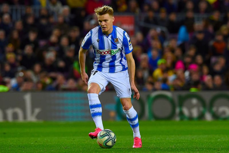 ウイイレ2020「ボールキープ最強のAMF」はこの10名｜写真20