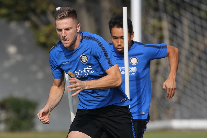 世界レベル！長友佑都の歴代「最強の同僚ベストイレブン」｜写真6