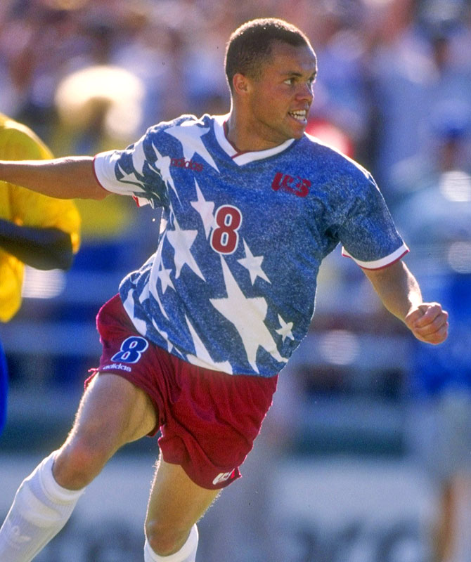 グラミー賞で話題！「This Is America」なユニフォーム｜写真4