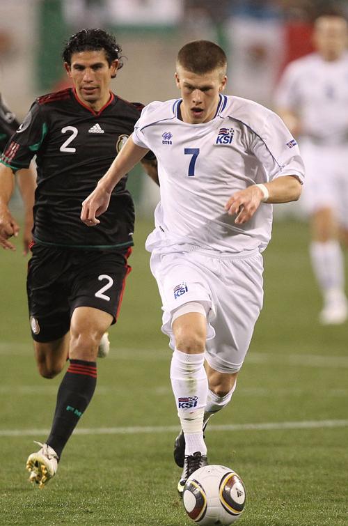 「アイスランド代表とerreaのW杯」16年間の軌跡をユニ画像で振り返る｜写真10