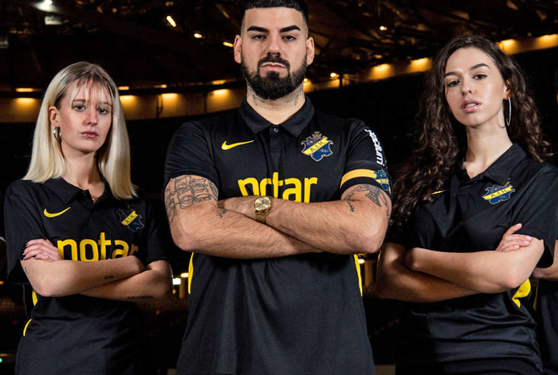 名門AIK、リーグ延期中にクラシックな新ユニフォームを発表！｜写真4