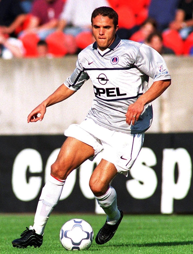 「PSG、創設50年間の最高ユニフォームBEST15」｜写真2