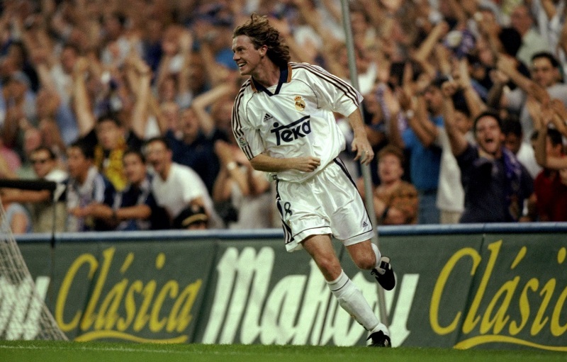 現役復帰した新庄剛志さんのスゴさが分かる！同じ「48歳のサッカー選手」はこの人たち｜写真5