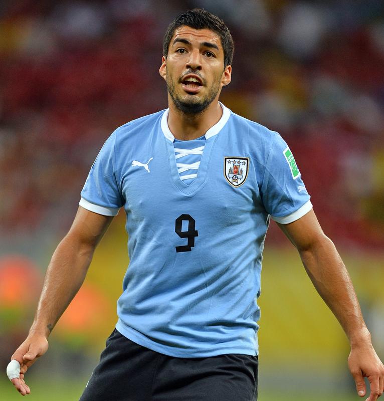 超厳選！ウルグアイ代表「歴代最高のユニフォーム」5着を選んでみた｜写真6