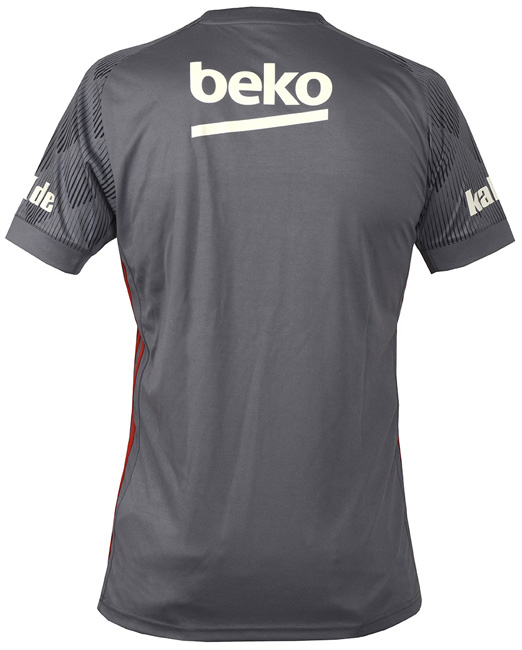 ベシクタシュ、伝統にモダンを取り入れた2017-18新ユニフォーム｜写真9