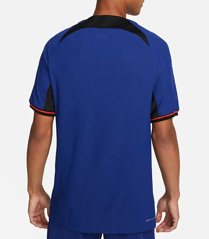 オランダ代表、カタールW杯に向けた2022新ユニフォームを発表！“オレンジの獅子”現る｜写真5