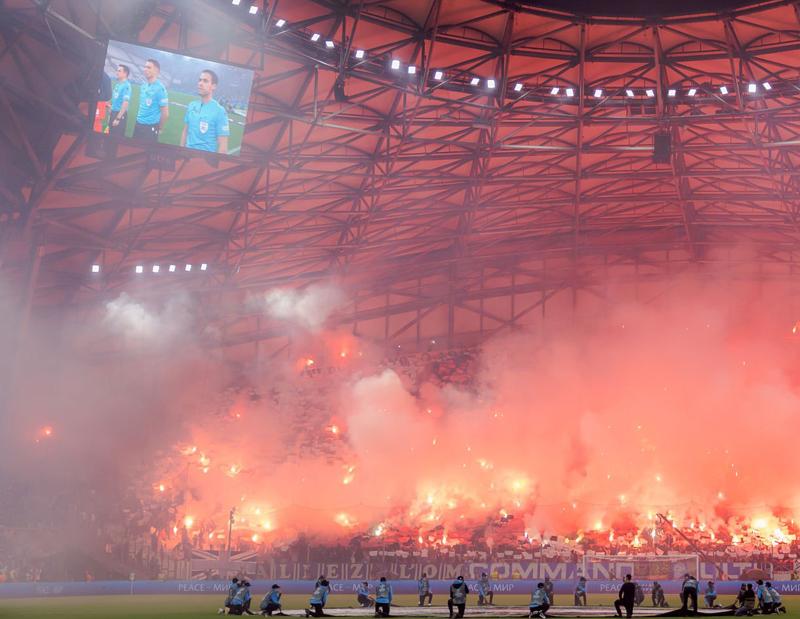 名門マルセイユ、熱狂ファンを“火山”で描く最新ユニ！実はスタジアムの「アレ」をデザインか｜写真6